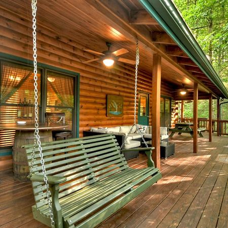 K6 Lodge Gather Around The Firepit Soak In The Hot Tub And Splash In The Creek Blue Ridge Extérieur photo