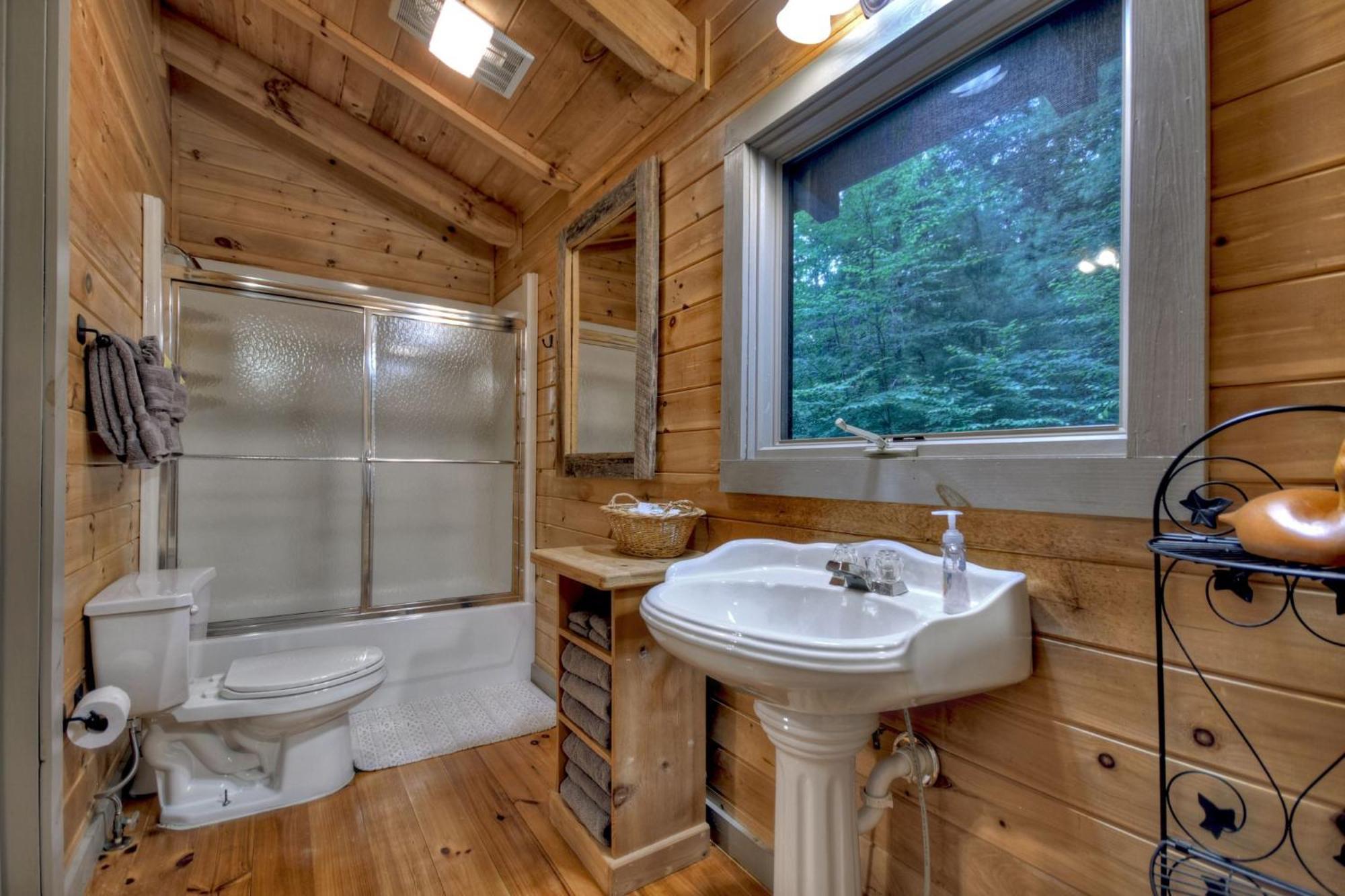 K6 Lodge Gather Around The Firepit Soak In The Hot Tub And Splash In The Creek Blue Ridge Extérieur photo